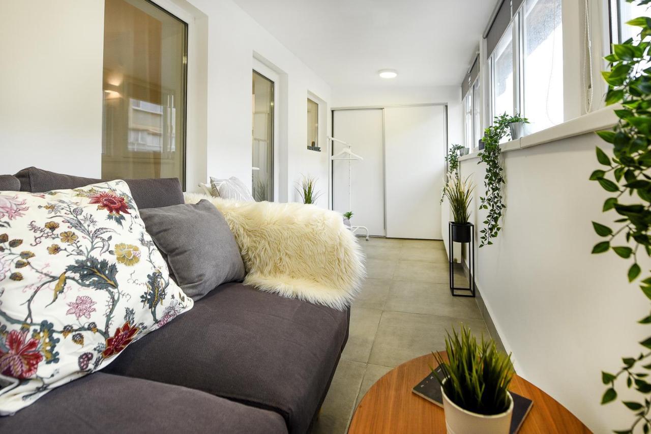 Spacious 1Br In The City Center - Amazing For Extended Stays Bukareszt Zewnętrze zdjęcie